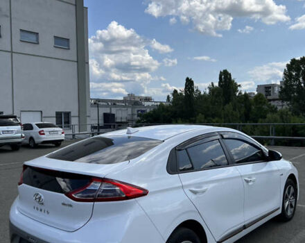 Хендай Ioniq, объемом двигателя 0 л и пробегом 75 тыс. км за 17300 $, фото 8 на Automoto.ua