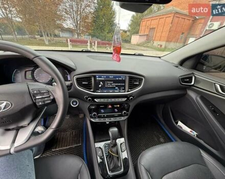 Хендай Ioniq, объемом двигателя 1.58 л и пробегом 92 тыс. км за 13500 $, фото 4 на Automoto.ua