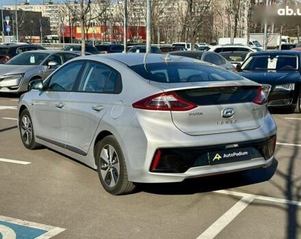 Хендай Ioniq, объемом двигателя 0 л и пробегом 100 тыс. км за 12999 $, фото 5 на Automoto.ua