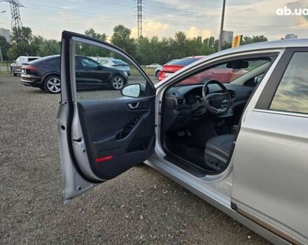 Хендай Ioniq, объемом двигателя 0 л и пробегом 53 тыс. км за 13988 $, фото 15 на Automoto.ua