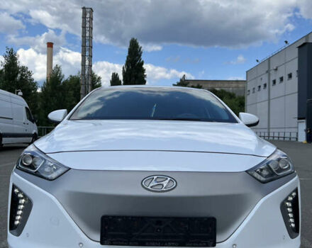 Хендай Ioniq, объемом двигателя 0 л и пробегом 75 тыс. км за 17300 $, фото 18 на Automoto.ua