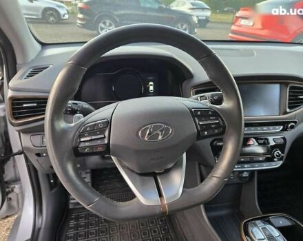 Хендай Ioniq, объемом двигателя 0 л и пробегом 53 тыс. км за 13988 $, фото 18 на Automoto.ua