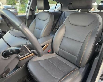 Хендай Ioniq, объемом двигателя 0 л и пробегом 53 тыс. км за 13988 $, фото 24 на Automoto.ua