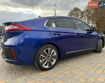 Хендай Ioniq, объемом двигателя 1.58 л и пробегом 92 тыс. км за 13500 $, фото 1 на Automoto.ua