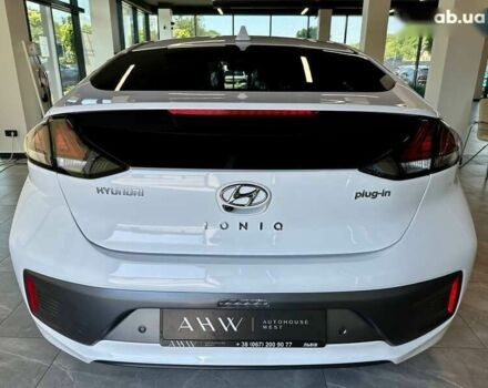 Хендай Ioniq, объемом двигателя 0 л и пробегом 157 тыс. км за 19990 $, фото 15 на Automoto.ua
