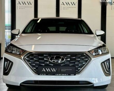 Хендай Ioniq, объемом двигателя 0 л и пробегом 157 тыс. км за 19900 $, фото 1 на Automoto.ua