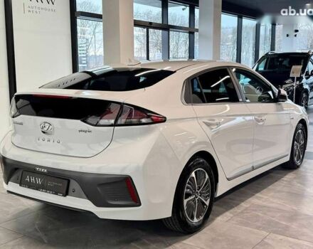 Хендай Ioniq, об'ємом двигуна 0 л та пробігом 121 тис. км за 21900 $, фото 15 на Automoto.ua