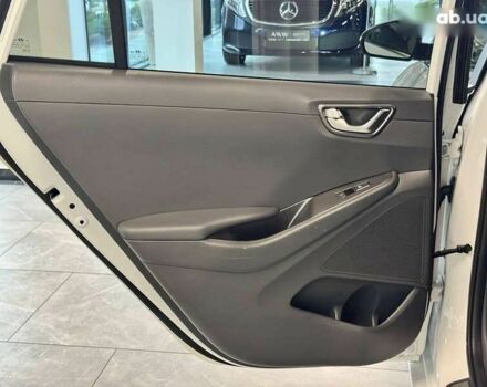 Хендай Ioniq, об'ємом двигуна 0 л та пробігом 121 тис. км за 21900 $, фото 28 на Automoto.ua