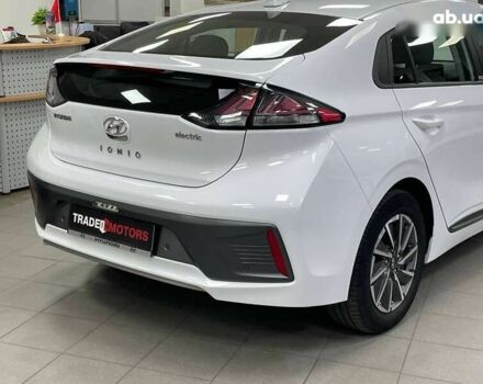 Хендай Ioniq, об'ємом двигуна 0 л та пробігом 82 тис. км за 16490 $, фото 8 на Automoto.ua