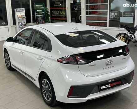 Хендай Ioniq, об'ємом двигуна 0 л та пробігом 82 тис. км за 16490 $, фото 12 на Automoto.ua