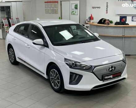 Хендай Ioniq, об'ємом двигуна 0 л та пробігом 82 тис. км за 16490 $, фото 6 на Automoto.ua