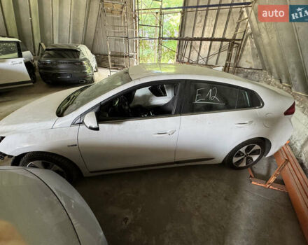 Хендай Ioniq, объемом двигателя 0 л и пробегом 90 тыс. км за 8500 $, фото 3 на Automoto.ua