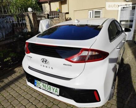 Хендай Ioniq, объемом двигателя 0 л и пробегом 61 тыс. км за 18800 $, фото 4 на Automoto.ua