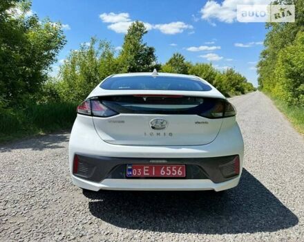 Хендай Ioniq, объемом двигателя 0 л и пробегом 74 тыс. км за 16499 $, фото 17 на Automoto.ua