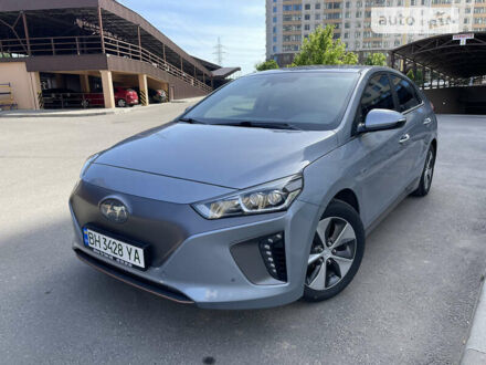 Хендай Ioniq, объемом двигателя 0 л и пробегом 86 тыс. км за 16200 $, фото 1 на Automoto.ua