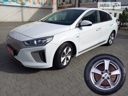 Хендай Ioniq, объемом двигателя 0 л и пробегом 74 тыс. км за 14400 $, фото 1 на Automoto.ua