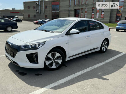 Хендай Ioniq, объемом двигателя 0 л и пробегом 104 тыс. км за 17200 $, фото 1 на Automoto.ua