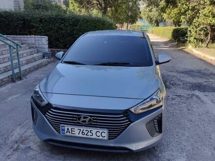Хендай Ioniq 2018 в Днепре (Днепропетровске) на Automoto.ua Хендай Ioniq, объемом двигателя 1.58 л и пробегом 115 тыс. км за 15000 $, фото 1 на Automoto.ua