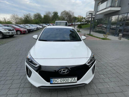 Хендай Ioniq, объемом двигателя 0 л и пробегом 39 тыс. км за 16500 $, фото 1 на Automoto.ua