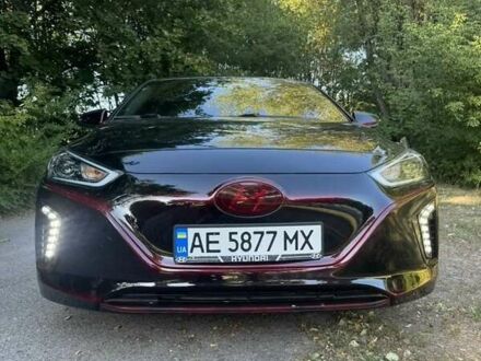 Хендай Ioniq 2018 в Днепре (Днепропетровске) на Automoto.ua Хендай Ioniq, объемом двигателя 0 л и пробегом 52 тыс. км за 14600 $, фото 1 на Automoto.ua