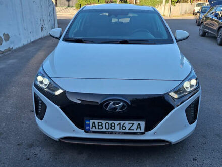 Хендай Ioniq, объемом двигателя 0 л и пробегом 74 тыс. км за 14500 $, фото 1 на Automoto.ua