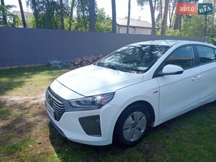 Хендай Ioniq 2019 у Києві на Automoto.ua Хендай Ioniq, об'ємом двигуна 1.6 л та пробігом 176 тис. км за 13900 $, фото 1 на Automoto.ua