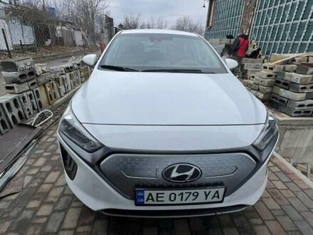 Хендай Ioniq 2021 в Днепре (Днепропетровске) на Automoto.ua Хендай Ioniq, объемом двигателя 0 л и пробегом 100 тыс. км за 16100 $, фото 1 на Automoto.ua