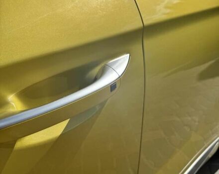 Жовтий Хендай Ioniq, об'ємом двигуна 0 л та пробігом 137 тис. км за 12900 $, фото 17 на Automoto.ua