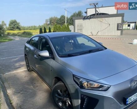 Серый Хендай Ioniq, объемом двигателя 0 л и пробегом 190 тыс. км за 11500 $, фото 3 на Automoto.ua