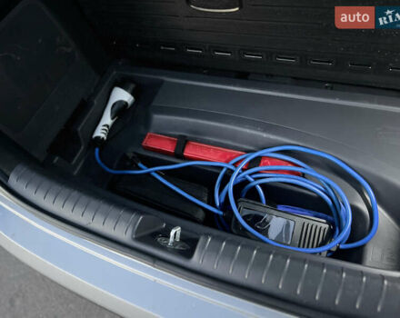 Серый Хендай Ioniq, объемом двигателя 0 л и пробегом 236 тыс. км за 10500 $, фото 38 на Automoto.ua