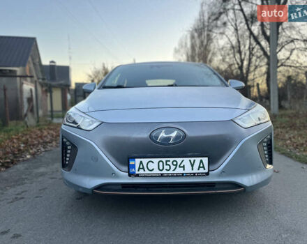 Серый Хендай Ioniq, объемом двигателя 0 л и пробегом 236 тыс. км за 10500 $, фото 6 на Automoto.ua
