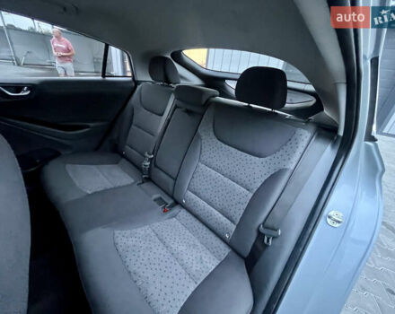 Серый Хендай Ioniq, объемом двигателя 0 л и пробегом 236 тыс. км за 10500 $, фото 34 на Automoto.ua