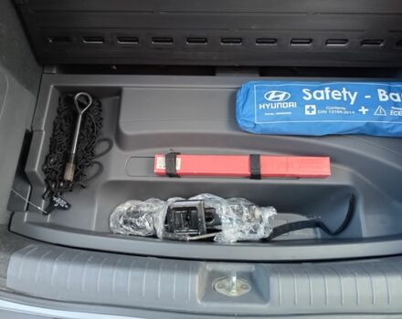 Серый Хендай Ioniq, объемом двигателя 0 л и пробегом 152 тыс. км за 12400 $, фото 9 на Automoto.ua