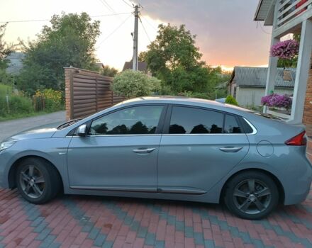 Серый Хендай Ioniq, объемом двигателя 0 л и пробегом 152 тыс. км за 12400 $, фото 1 на Automoto.ua