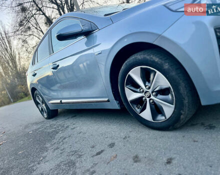 Серый Хендай Ioniq, объемом двигателя 0 л и пробегом 236 тыс. км за 10500 $, фото 22 на Automoto.ua