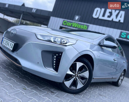 Серый Хендай Ioniq, объемом двигателя 0 л и пробегом 236 тыс. км за 11500 $, фото 12 на Automoto.ua