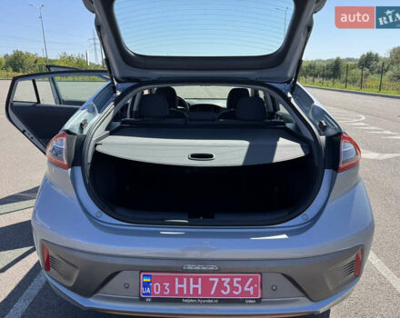 Серый Хендай Ioniq, объемом двигателя 0 л и пробегом 82 тыс. км за 11999 $, фото 16 на Automoto.ua