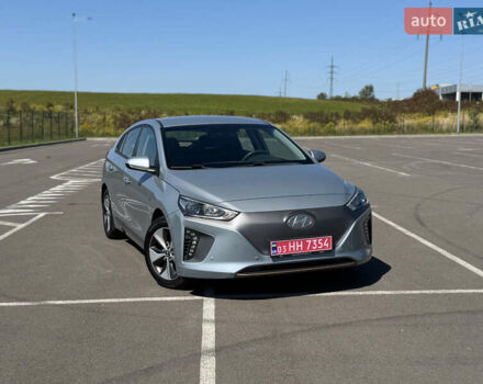 Серый Хендай Ioniq, объемом двигателя 0 л и пробегом 82 тыс. км за 11999 $, фото 56 на Automoto.ua