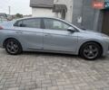 Сірий Хендай Ioniq, об'ємом двигуна 0 л та пробігом 129 тис. км за 12999 $, фото 8 на Automoto.ua