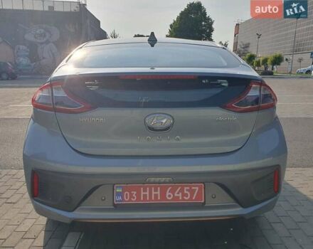 Серый Хендай Ioniq, объемом двигателя 0 л и пробегом 105 тыс. км за 12600 $, фото 4 на Automoto.ua