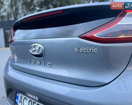 Серый Хендай Ioniq, объемом двигателя 0 л и пробегом 236 тыс. км за 11500 $, фото 34 на Automoto.ua