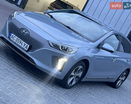 Серый Хендай Ioniq, объемом двигателя 0 л и пробегом 236 тыс. км за 11500 $, фото 17 на Automoto.ua