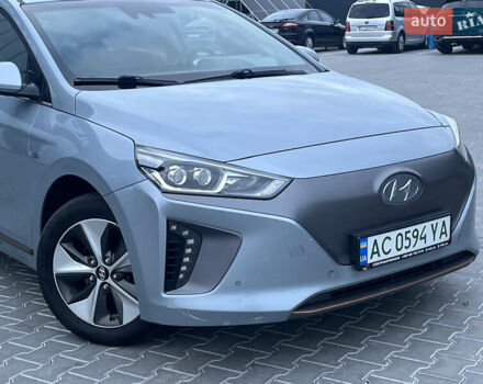 Серый Хендай Ioniq, объемом двигателя 0 л и пробегом 236 тыс. км за 11500 $, фото 3 на Automoto.ua