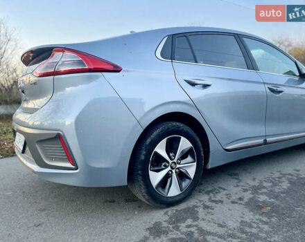 Серый Хендай Ioniq, объемом двигателя 0 л и пробегом 236 тыс. км за 10500 $, фото 19 на Automoto.ua