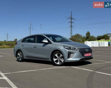 Серый Хендай Ioniq, объемом двигателя 0 л и пробегом 82 тыс. км за 11999 $, фото 54 на Automoto.ua