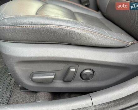 Серый Хендай Ioniq, объемом двигателя 0 л и пробегом 150 тыс. км за 12500 $, фото 12 на Automoto.ua