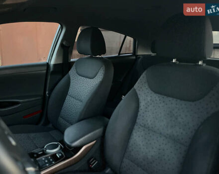 Серый Хендай Ioniq, объемом двигателя 0 л и пробегом 236 тыс. км за 10500 $, фото 49 на Automoto.ua