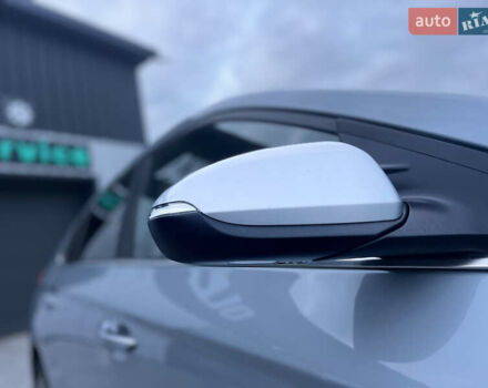 Серый Хендай Ioniq, объемом двигателя 0 л и пробегом 236 тыс. км за 11500 $, фото 7 на Automoto.ua