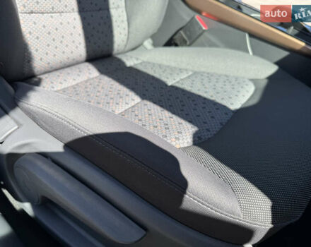 Серый Хендай Ioniq, объемом двигателя 0 л и пробегом 82 тыс. км за 11999 $, фото 23 на Automoto.ua