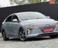 Серый Хендай Ioniq, объемом двигателя 0 л и пробегом 137 тыс. км за 12999 $, фото 1 на Automoto.ua